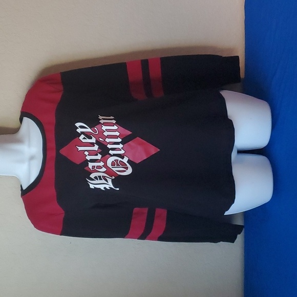 Harley Quinn Long Sleeve Shirt Top Gotham Batman Joker Birds of Prey Sz L - Picture 1 of 9
